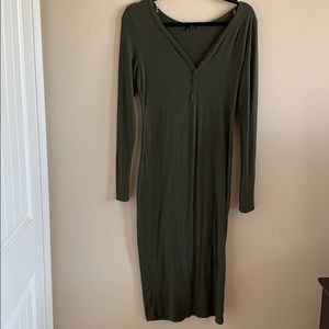 Green Long sleeve dress